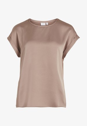 Bluzka z krótkim rękawem w kolorze jasnobrązowym, wykonana z satyny, z okrągłym dekoltem i założonymi mankietami, o gładkiej, błyszczącej fakturze.