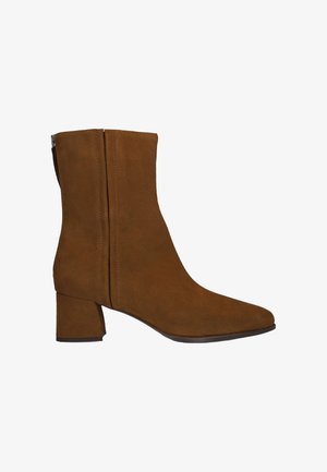 Unisa, Stiefelette - nocciola
