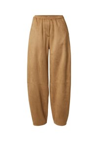 Bruine faux suede wide-leg broeken met een hoge elastische tailleband, voorzien van een zachte textuur en strakke lijnen zonder zichtbare accessoires.