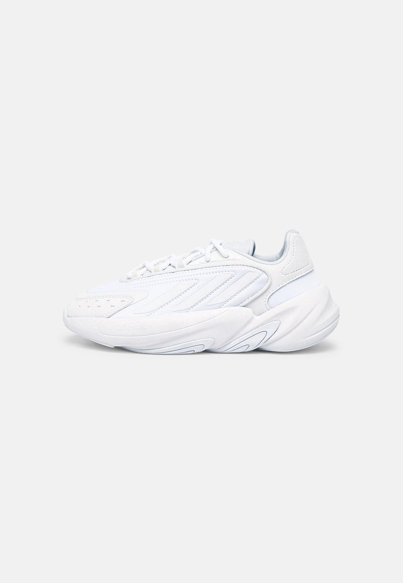 adidas Originals OZELIA UNISEX - Baskets basses - white/blanc - ZALANDO.FR basket adidas ozelia homme