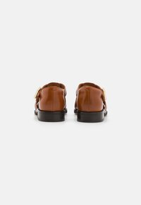 Billi Bi A6315 - Slip-ons - alabama cognac