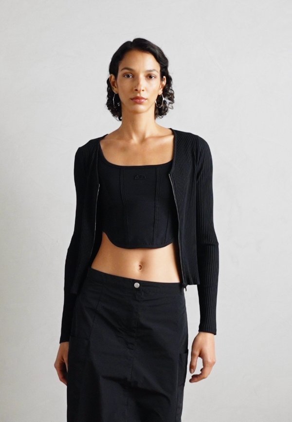 CLASSIC ULTRA MINI - Ankle boots - pale smoke3