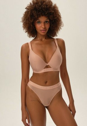 ESOTIQ OSOM - Slip - Sand