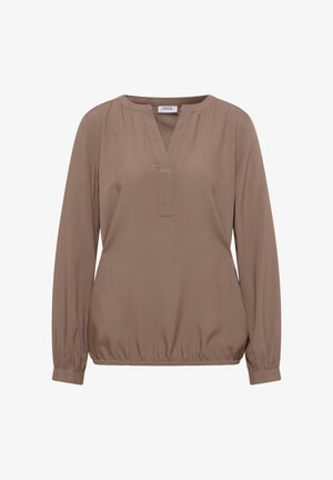Blouse marron avec décolleté en V, manches longues et hem froncé. Fabriquée en tissu doux avec une texture lisse. Design minimaliste, sans motifs.