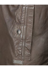 Mustang Skinnjacka - braun