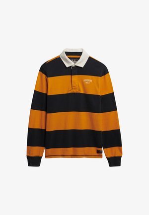 Polo a maniche lunghe in blu navy con strisce orizzontali arancioni. Presenta un colletto bianco e un logo ricamato sul petto. Materiale in cotone.