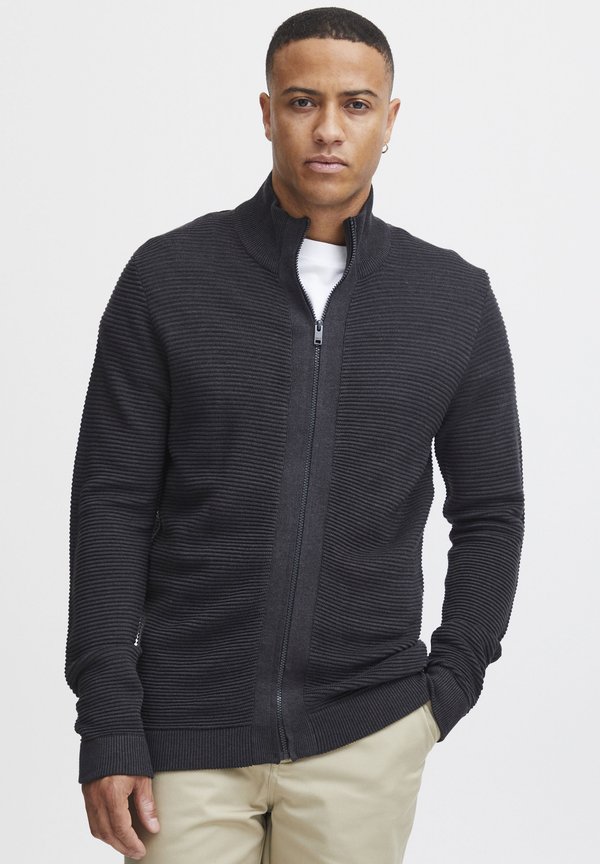 SDNicklas - Cardigan