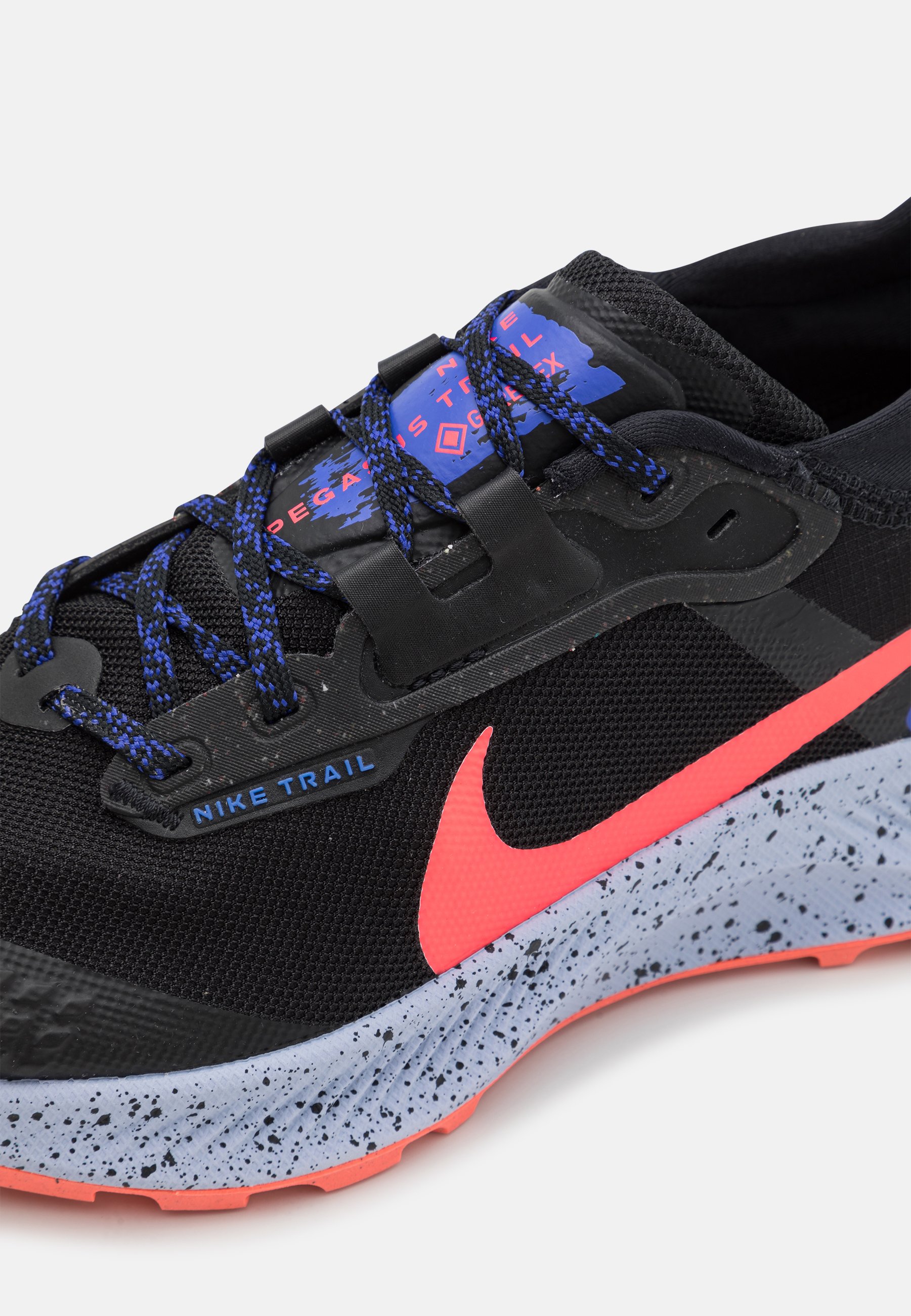 Nike Performance PEGASUS TRAIL 3 GTX - Trail running shoes - black/flash  crimson/lapis/bright mango/ghost/black - Zalando.de
