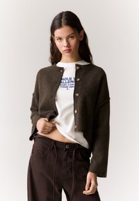 PULL&BEAR - BUTTONED - Gilet - dark brown Image miniature 1