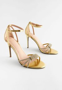Next FOREVER COMFORT JEWEL KNOT - REGULAR FIT - Sandales - gold