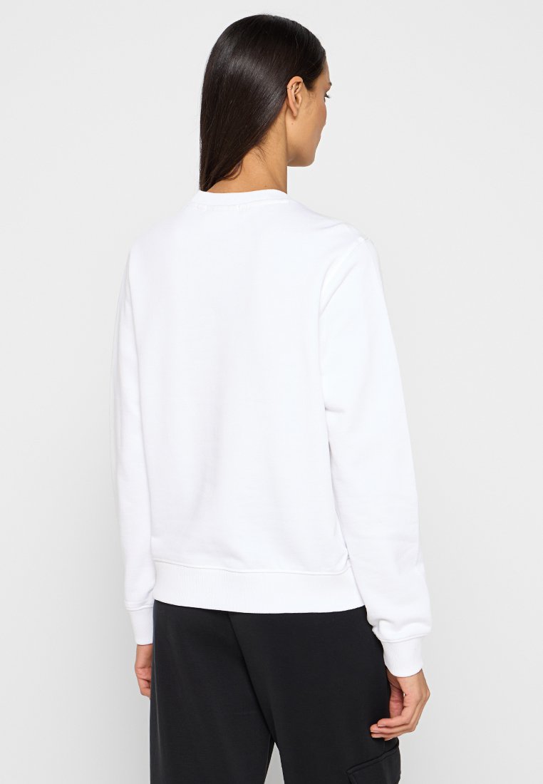 Weißes Sweatshirt mit Rundhalsausschnitt und gerippten Bündchen und Saum. Weiche, glatte Textur. Einfaches, sauberes Design ohne sichtbare Muster oder Akzente.