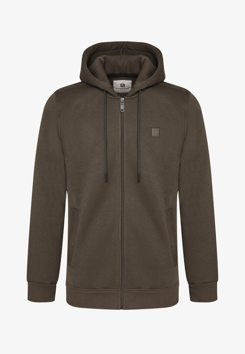 Donkergroen ritshoodie gemaakt van zachte stof. Heeft een ritssluiting aan de voorkant, twee zijzakken en een klein logo-opnaad op de borst.