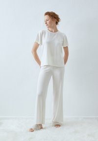 Anna Field SET - Nachtwäsche Set - off-white