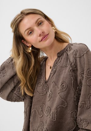 Cream, CRGEMMI BLOUSE - Pluus - chocolate chip