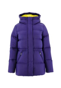 Paarse pufferjack met een capuchon, voorzien van een gele voering, een rits aan de voorkant en twee zijzakken. Geweven voor isolatie en warmte.