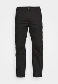 Pantalon cargo noir à jambes droites avec poches latérales à rabat, fermeture avant par bouton et zip, présenté sur un fond blanc uni.