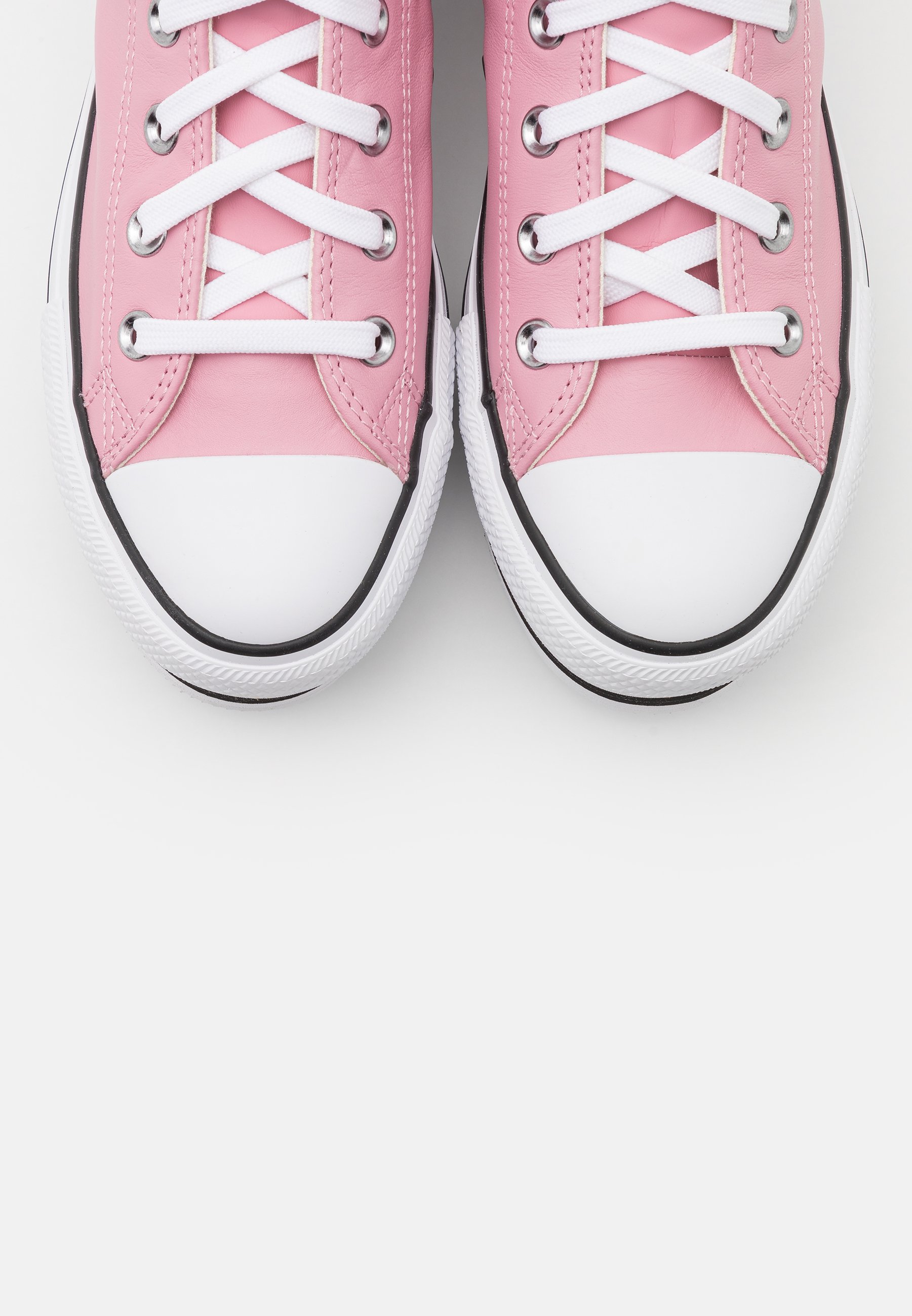 destock converse
