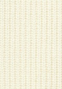 Tessuto texturizzato avorio con sottili righe verticali, che conferiscono una qualità tattile sottile e un pattern di superficie uniforme.