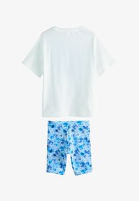 Ei valittu, purple aqua sequin heart