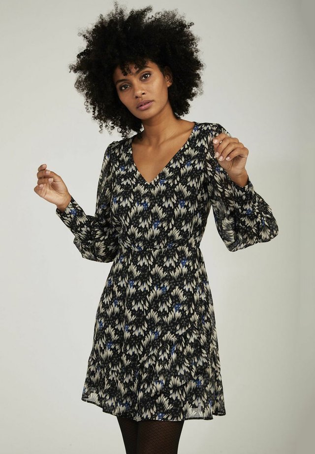 Robe d'été - multicouleurs