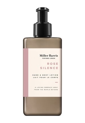 Braune Pumpspenderflasche mit Miller Harris Rose Silence Hand- und Körperlotion, mit rosa-cremfarbenem Etikett.