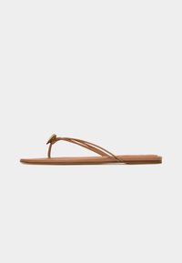 Επιλέχθηκε, dark sand