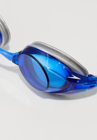 Thumbnail Image 5