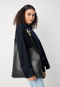 Marc O'Polo BLOUSE A SHAPE LONGSLEEVE COLLAR SOLID - Košilová halenka  - deep blue sea