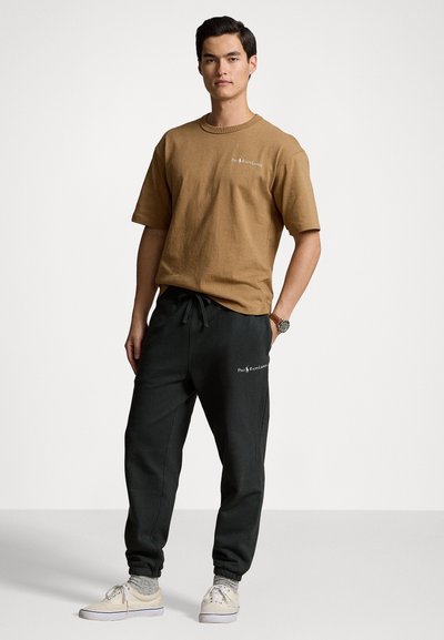 Polo Ralph Lauren RELAXED FIT LOGO JERSEY T-SHIRT - Základné tričko - rustic tan