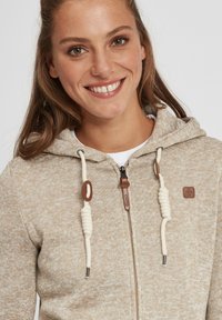 Oxmo OXThory - Zip-up sweatshirt - dune