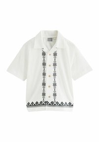 Chemise blanche à manches courtes avec des motifs brodés noirs au centre et à l'ourlet, dotée de boutons beiges et d'un design de col traditionnel.
