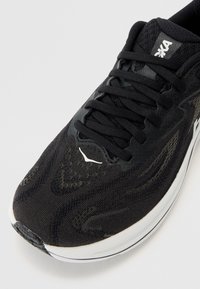 Thumbnail Image 9