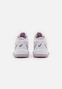 ASICS GEL TASK 4 - Boty na házenou - white/dusty mauve