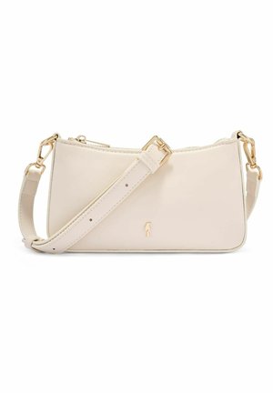 Kremowa skórzana torba na ramię z regulowanym paskiem i złotymi elementami, zdobiona małym złotym emblematem z przodu.
