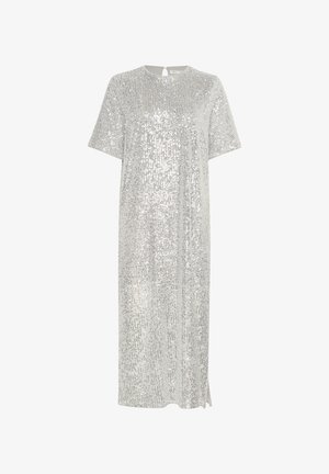 Srebrna obleka s pailleti s kratkimi rokavi, do kolen, ravnega kroja, z visokim izrezom in stranskim razporkom. Odbijajoča površina ustvarja sijajni učinek.