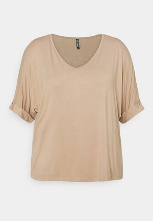 Beige kurzärmelige Bluse mit V-Ausschnitt und umgeschlagenen Ärmelbündchen aus leichtem Stoff, flach auf weißem Hintergrund präsentiert.