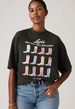 GRAPHIC STACK TEE - T-shirts print - pirate black