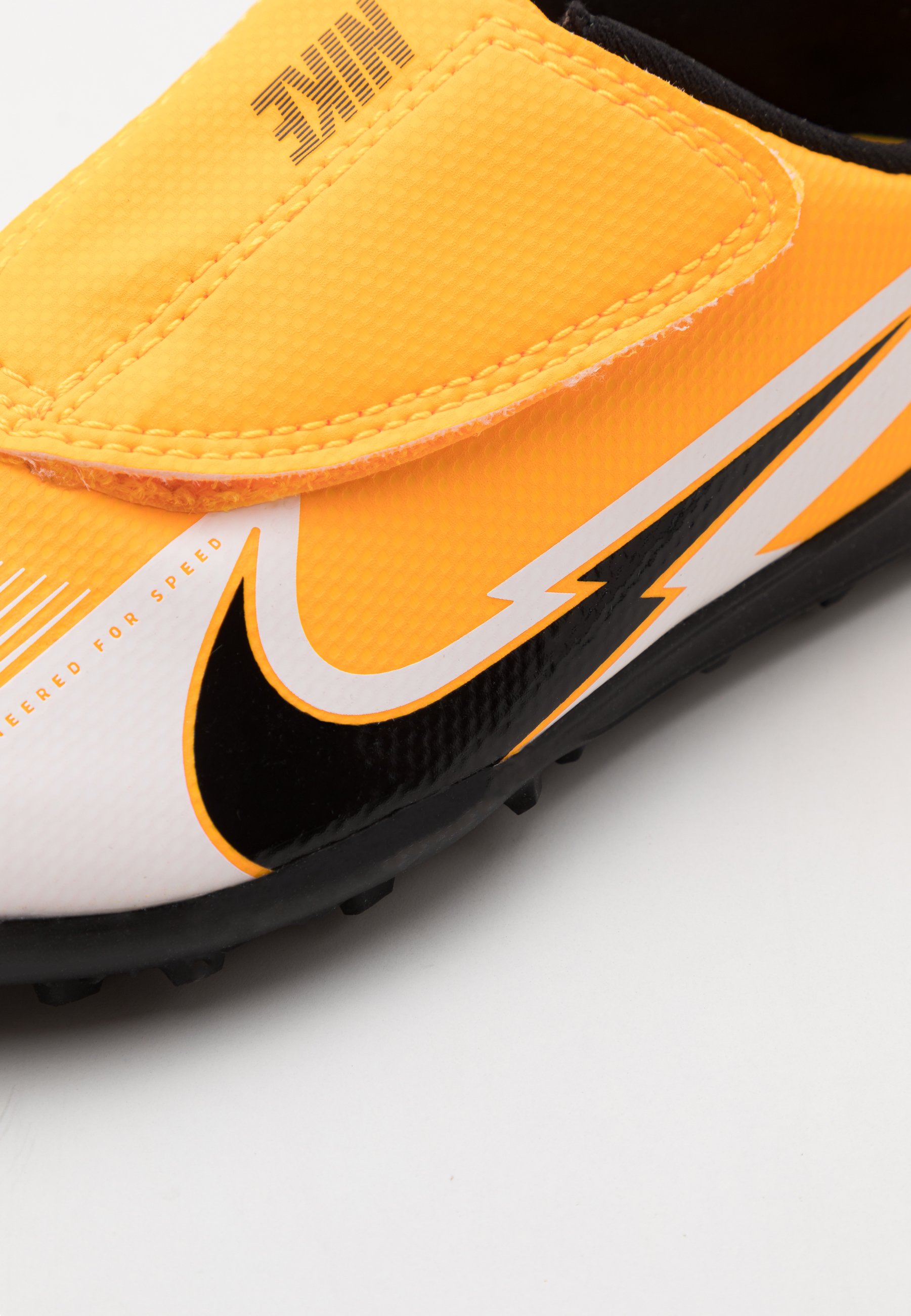nike mercurial vapor club neymar jr junior astro turf trainers
