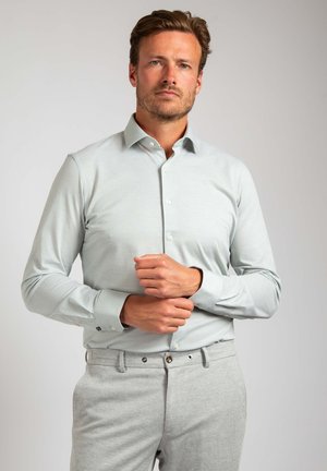 SUITABLE KNITTED GREY - Overhemd - groen