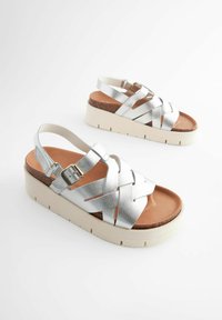 Next REGULAR FIT - Platvormsandaalid - silver