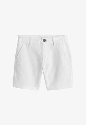Shorts blancos de algodón hasta la mitad del muslo, con bolsillos laterales, cierre de botón y trabillas para cinturón, presentados sobre un fondo blanco liso.