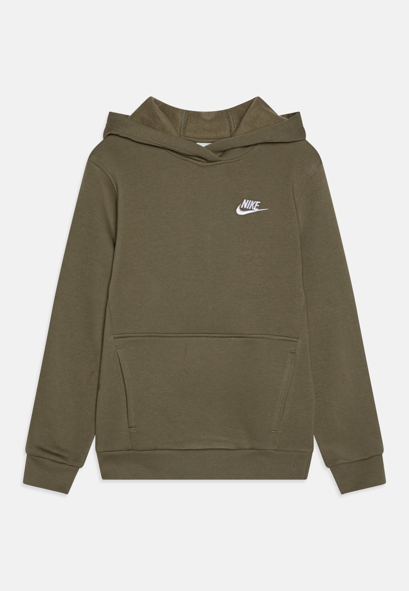  hanorac verde khaki dintr-un material moale, cu o buzunar frontal, mansete ribbate și un logo alb Nike pe piept.