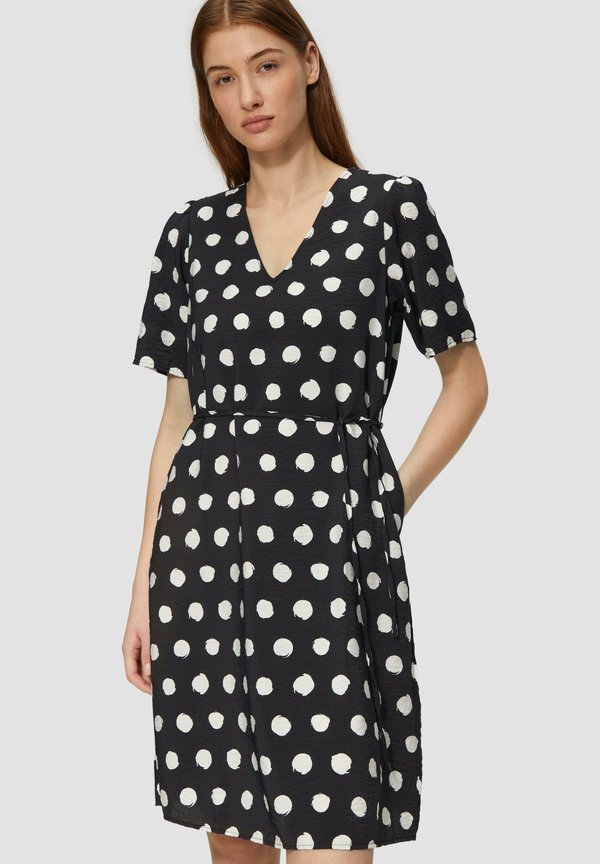 LEICHTES MIX MIT PUFFÄRMELN - Freizeitkleid - schwarz