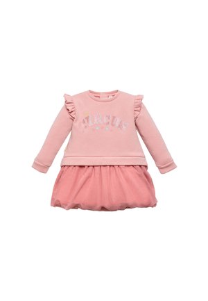 Vestido sudadera rosa con mangas rizadas, letras "CIRCUS" en impresión brillante y una suave falda de tul, con cintura elástica.