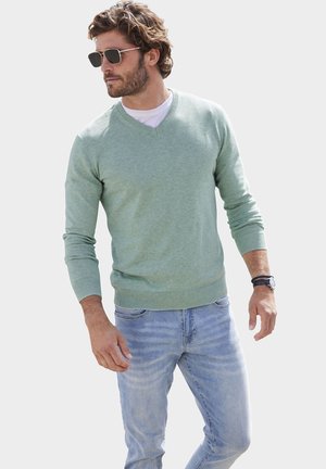 V-AUSSCHNITT - Strickpullover - mint meliert