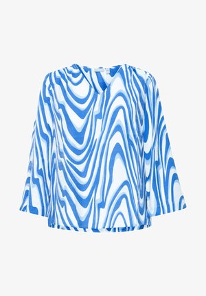 Blå och vit V-ringad blus med abstrakt vågmönster; mjukt, lätt material; lös passform och trekvarts ärmar med klockform; ofodrad.