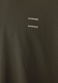 Samsøe Samsøe JOEL - Basic póló - forest night