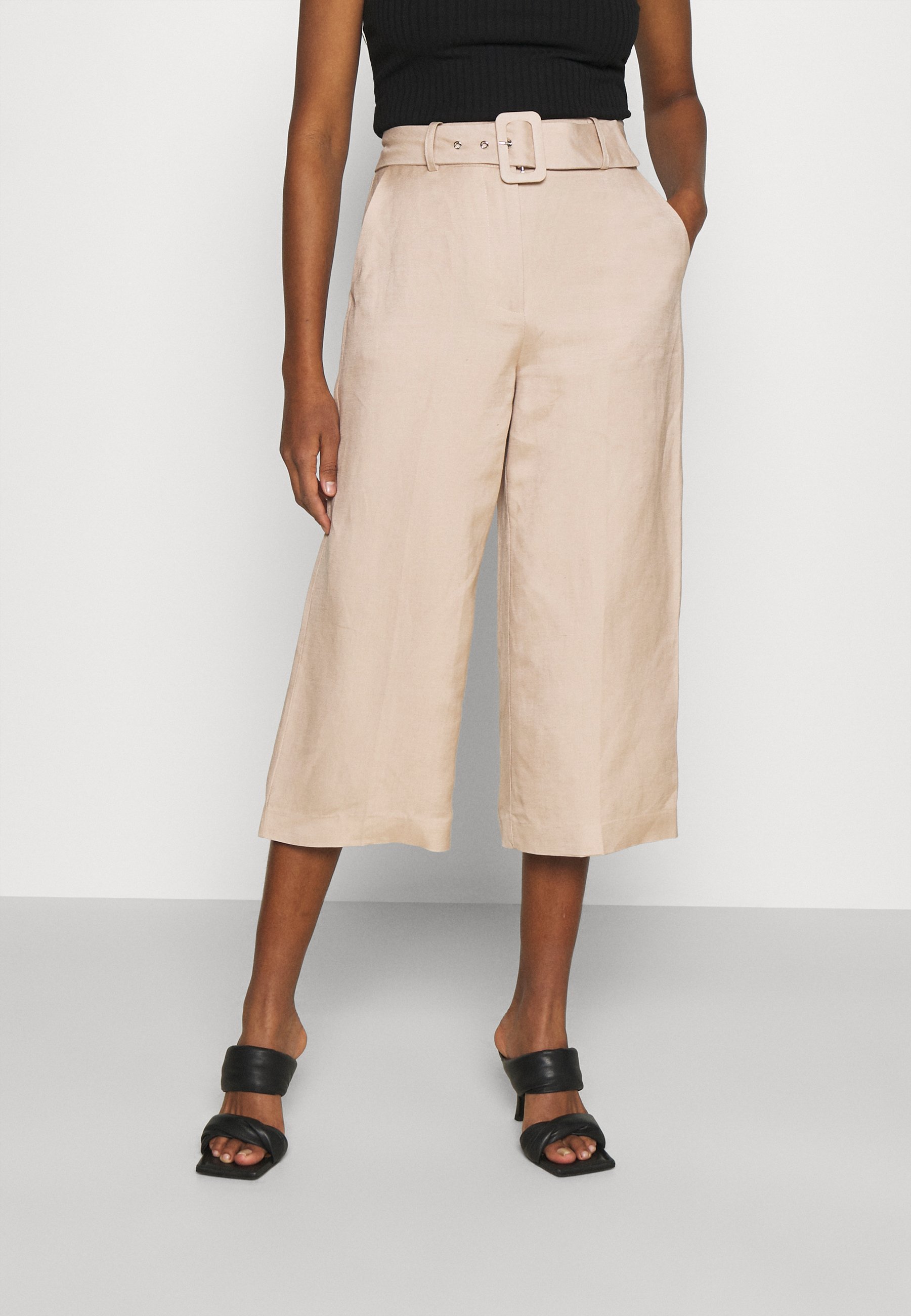 Forever New CAMILLA BELTED CULOTTE PANTS - Trousers - beige/nude/beige -  Zalando.co.uk