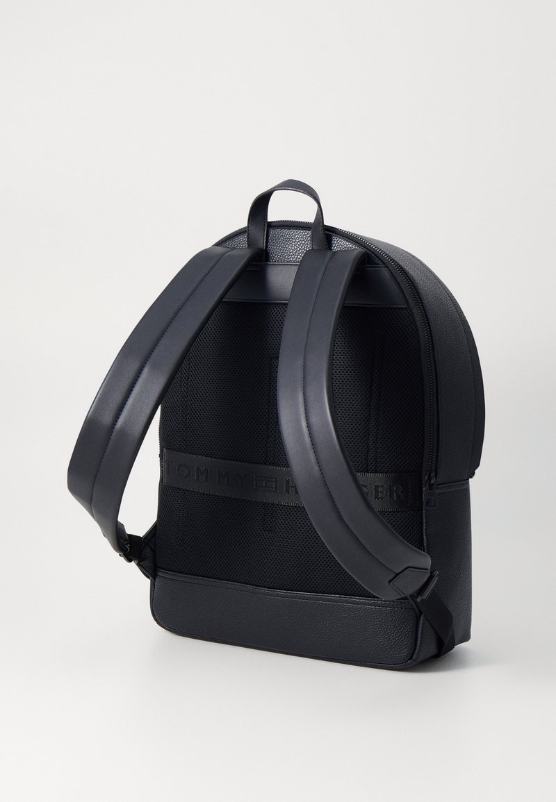 Tommy Hilfiger DOME BACKPACK UNISEX Rugzak black/zwart