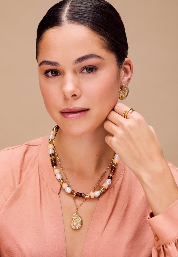 TEXTURED AMMONITE STATEMENT NECKLACE - Necklace3